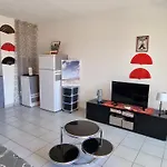Apartamento Bel T2 à Avec Terrasse Et Parking Privé - Fr-1-309-146 *